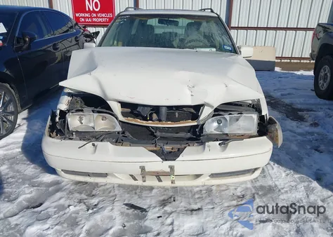 1998 Volvo V70 Gtas/Gtms из США, поврежденный, VIN YV1LW557XW2425909